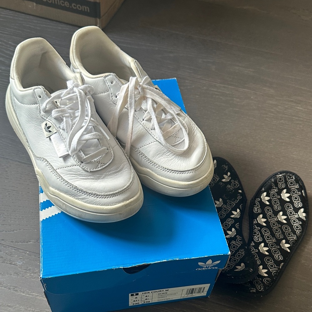Adidas Classic White Sneakers with Insoles Size 6